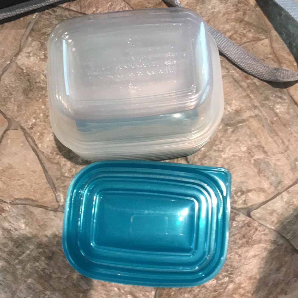 Plastic Food Storage Bundle - Picture 7 of 16